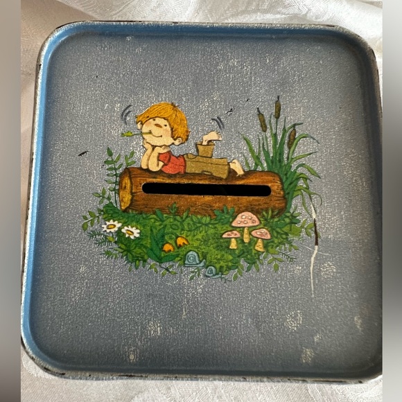 USA made, vintage Hallmark Coin Bank - Picture 5 of 9